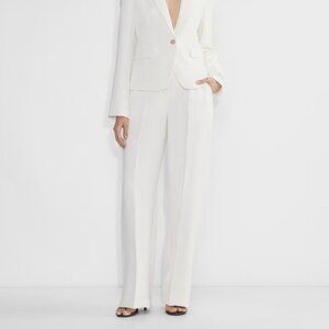 NWT Aritzia The Limitless Pant - Crepette - Light Birch